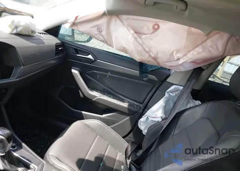 2024 Volkswagen Jetta 1.5T Se from USA, damaged, VIN 3VW7M7BU3RM030600